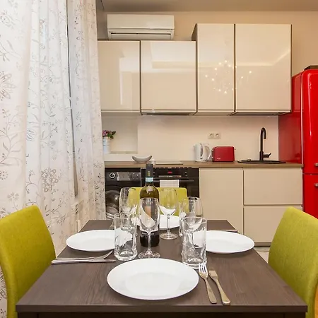 Elegant 2bdr With A Balcony * Sofia