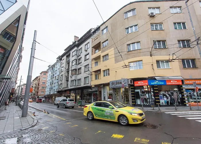 Apartamento Elegant 2bdr With A Balcony