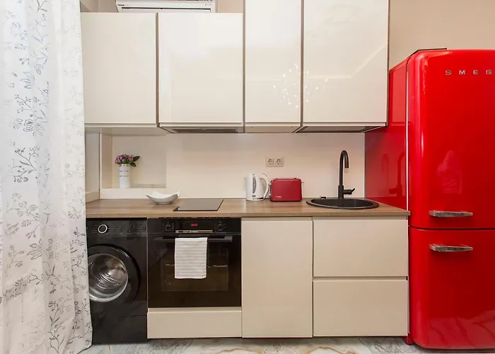 Elegant 2bdr With A Balcony Apartamento